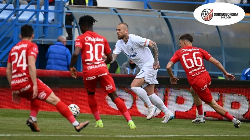 Soi kèo Hermannstadt vs Farul Constanta 23h00 ngày 25/8 (VĐQG Romania 2025/26) 2 Soi kèo hiệp 1 Hermannstadt vs Farul Constanta