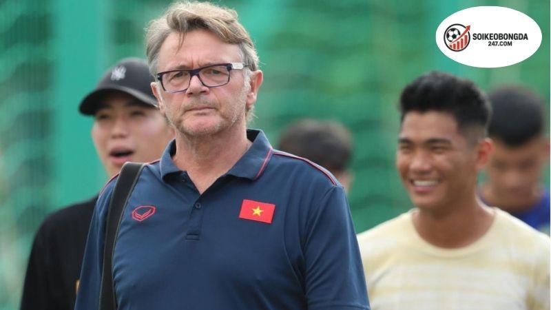 Tiểu Sử Huấn Luyện Viên Đỉnh Cao - Hành Trình và Thành Tựu 2 Hành Trình Khởi Nghiệp