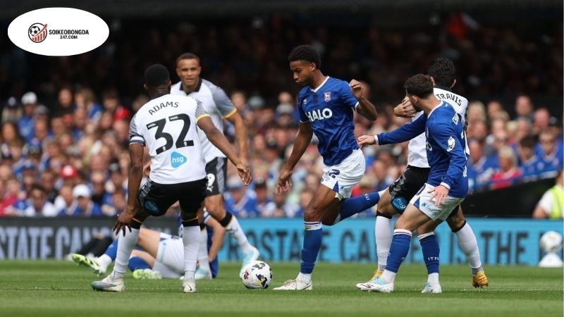 Soi kèo bóng đá Ipswich vs Sheffield United, 02h00 ngày 13/9, khách chìm vào khủng hoảng! 2 Thông tin lực lượng Ipswich vs Sheffield United mới nhất